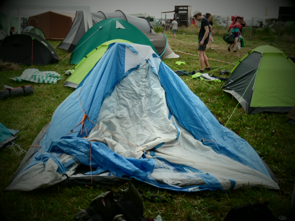 Das unvollständige Zelt
